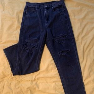 American Eagle Mom Fit Jeans